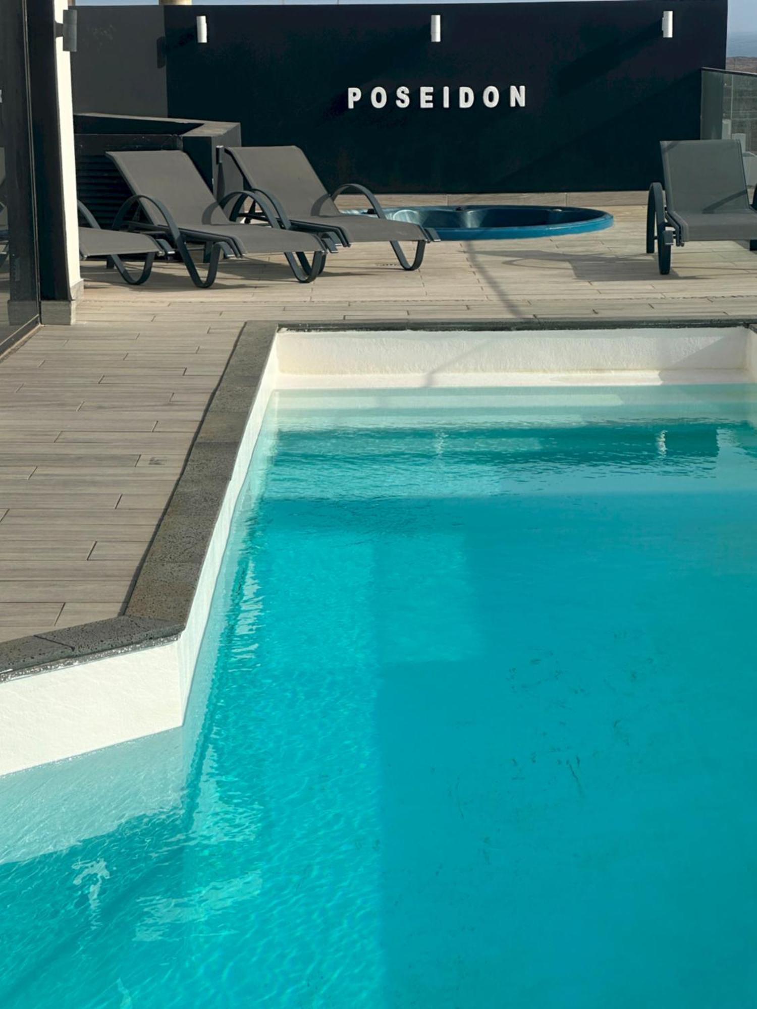 Villa Poseidon Corralejo With Private Heated Pool, Sauna And Stunning Volcano Views By Amazzzing Travel Екстериор снимка