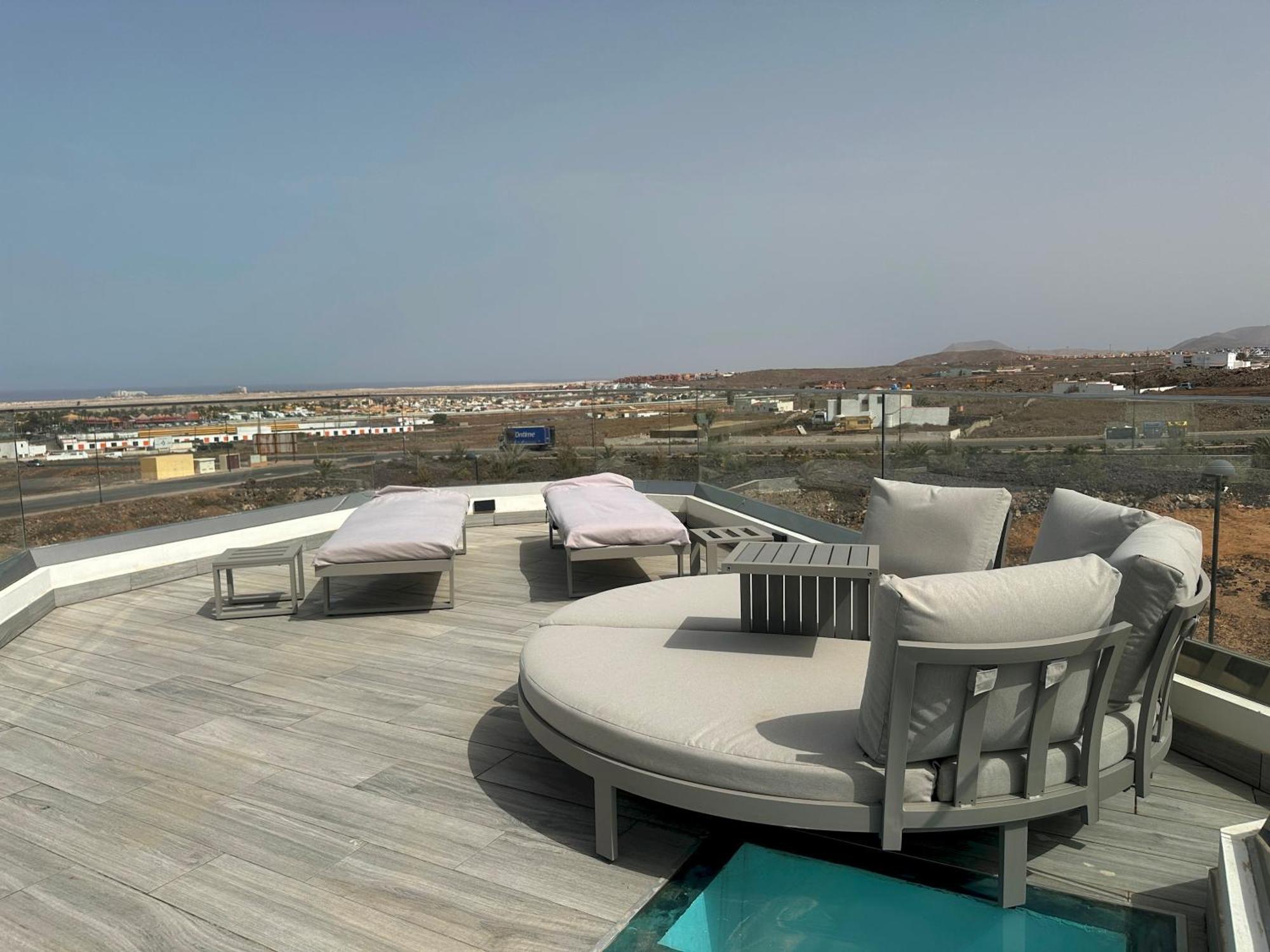 Villa Poseidon Corralejo With Private Heated Pool, Sauna And Stunning Volcano Views By Amazzzing Travel Екстериор снимка