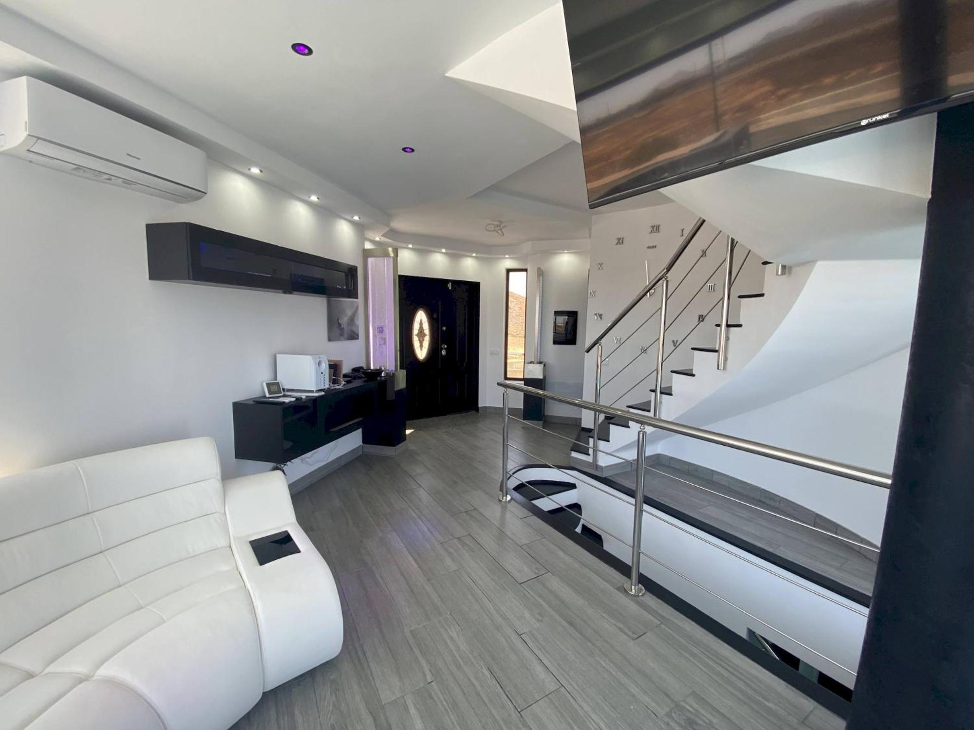 Villa Poseidon Corralejo With Private Heated Pool, Sauna And Stunning Volcano Views By Amazzzing Travel Екстериор снимка